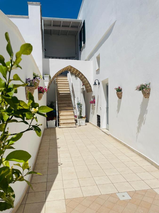 Finestra Sul Borgo Apt. Acquarica del Capo Esterno foto